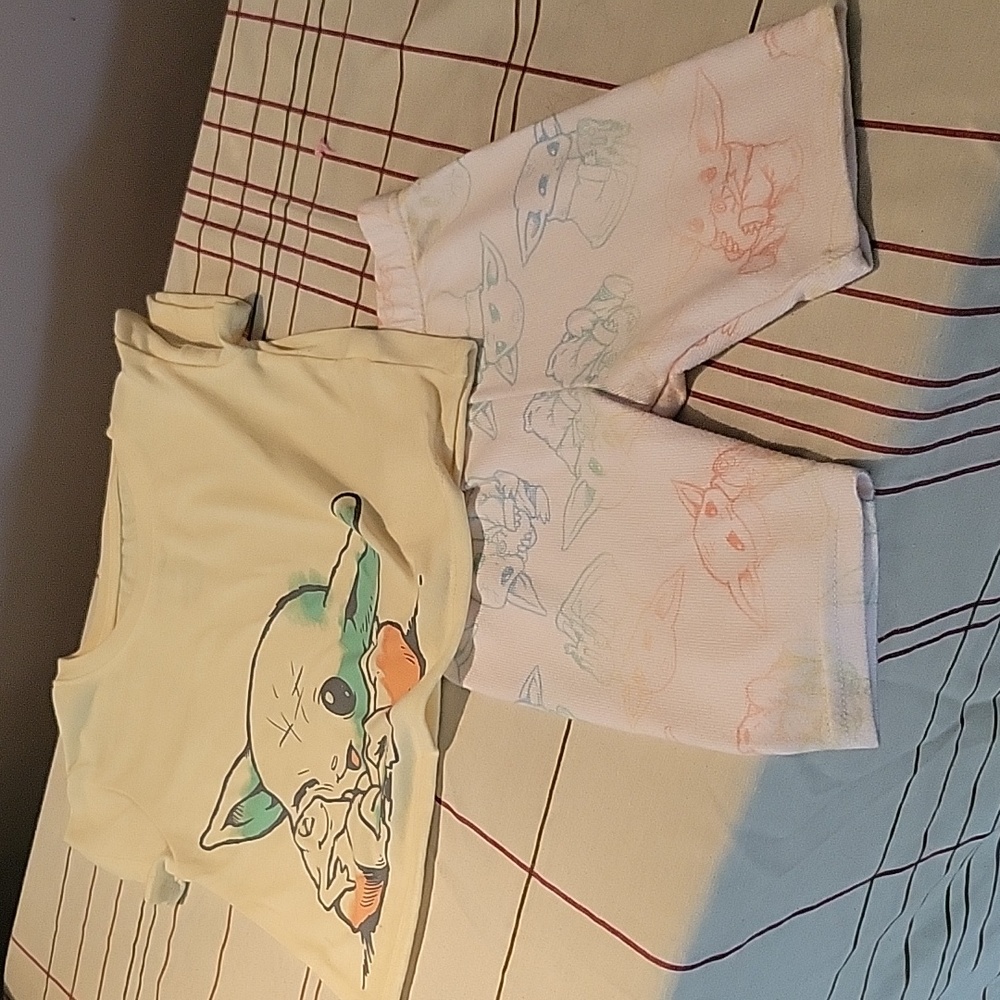 Little kids size 4 Baby Yoda pajamas